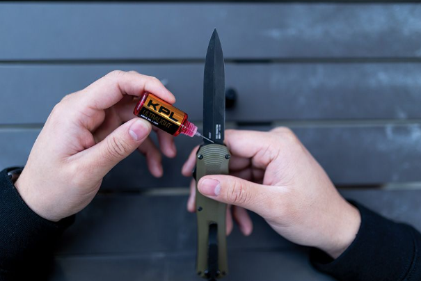 Knife Pivot Lube – Ultra Light Knife Oil (10ml)