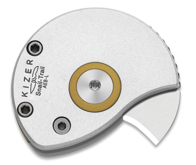 Kizer Snail-Trail Detent Slip Joint – AEB-L / Silver Aluminum