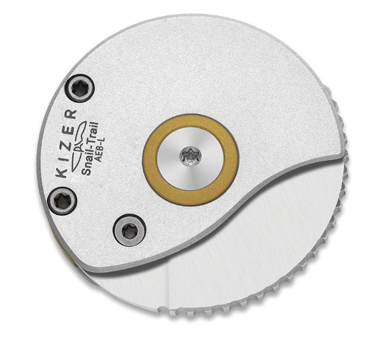 Kizer Snail-Trail Detent Slip Joint – AEB-L / Silver Aluminum