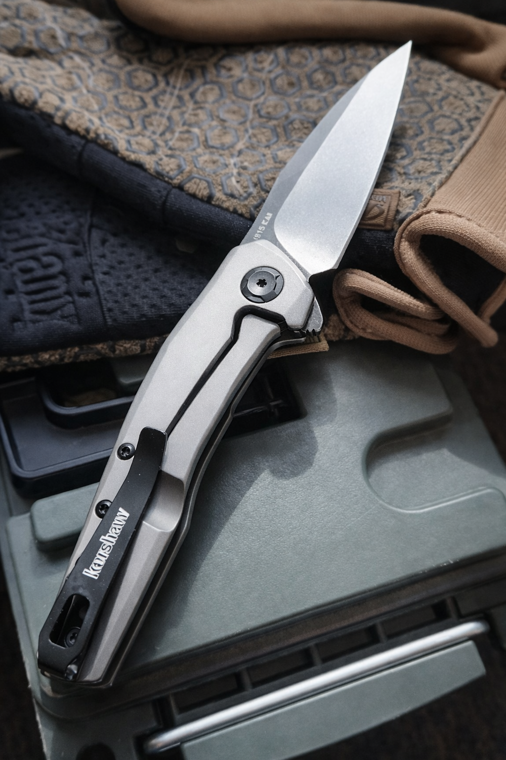 Kershaw Sanctum – Gray Steel