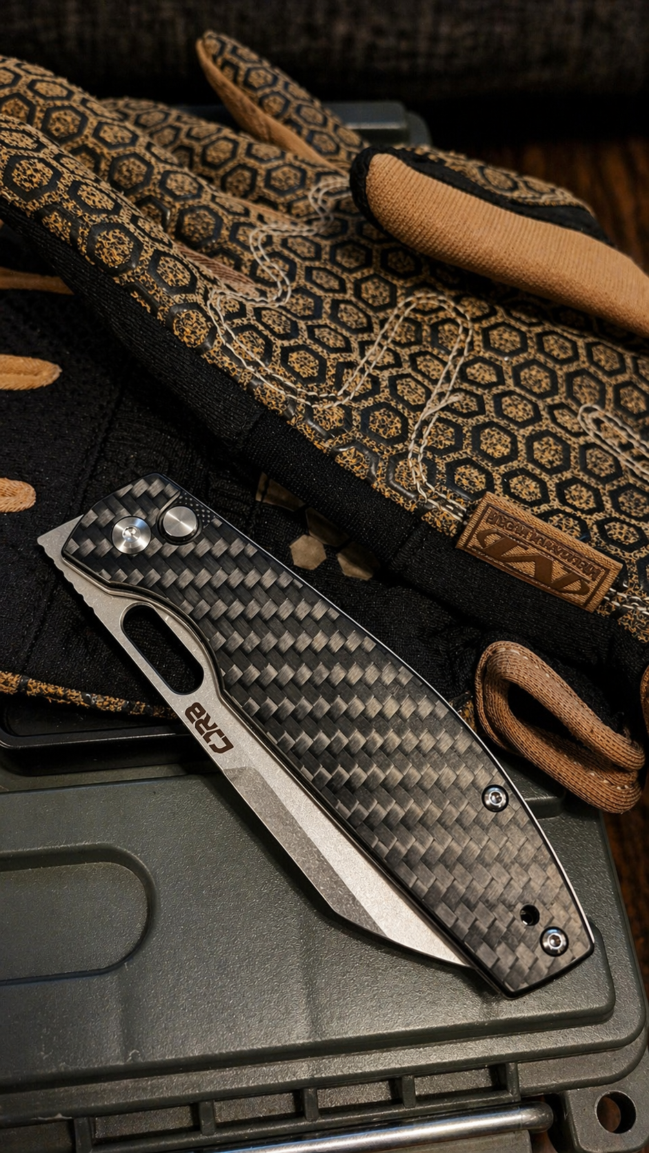 CJRB Ekko – Carbon Fiber