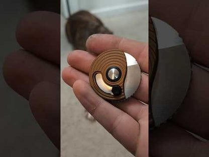 Kizer Snail-Trail Detent Slip Joint – AEB-L / Brown